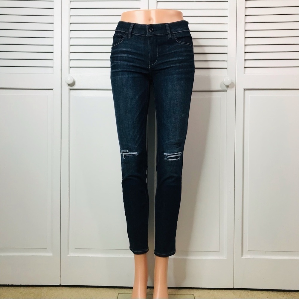 New WHITE HOUSE BLACK MARKET The Skimmer Denim Dark Wash Size 00R